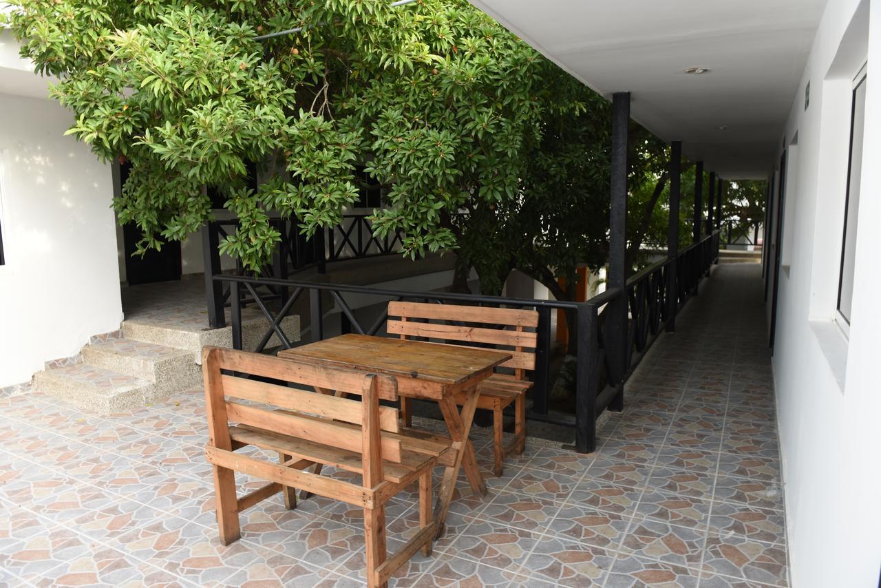 Hotel El Emigrante 푸에르토 콜롬비아 외부 사진