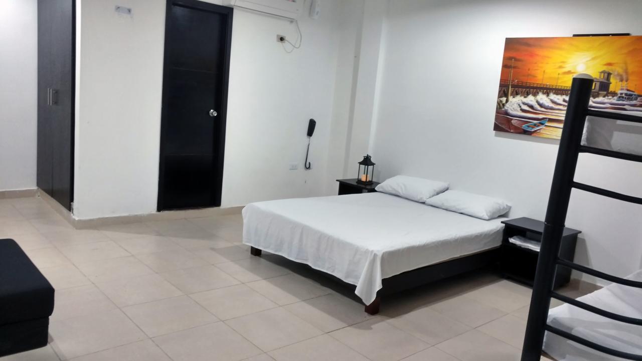 Hotel El Emigrante 푸에르토 콜롬비아 외부 사진
