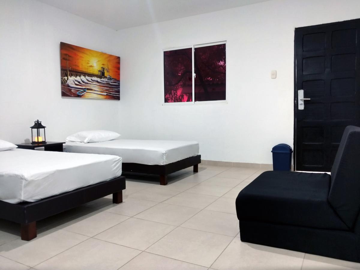 Hotel El Emigrante 푸에르토 콜롬비아 외부 사진