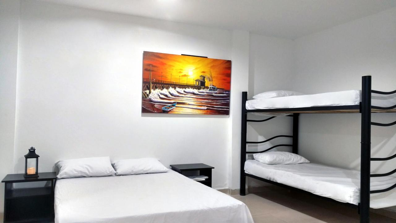 Hotel El Emigrante 푸에르토 콜롬비아 외부 사진
