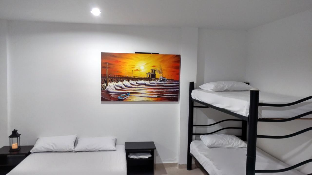 Hotel El Emigrante 푸에르토 콜롬비아 외부 사진